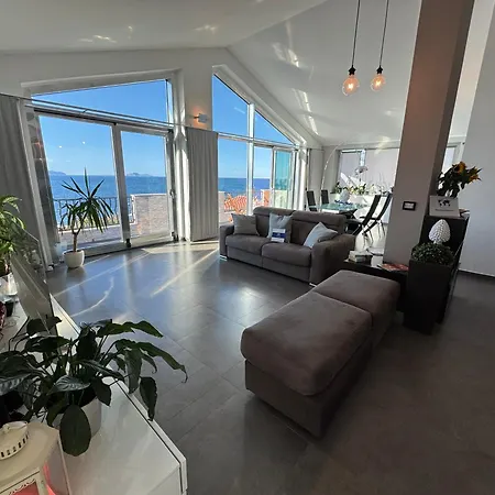 Apartment Egadi Skyline By World